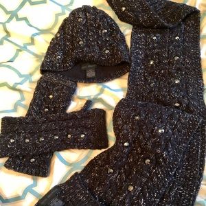 SET: Steve Madden fingerless gloves, hat and scarf